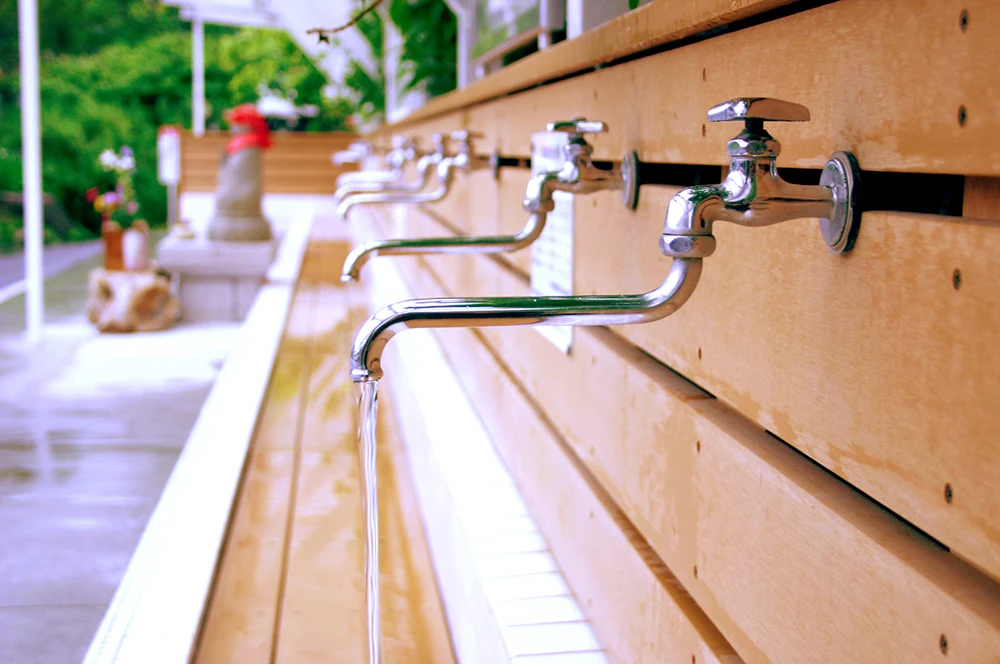 画像：おいしい地下水「琴名水」